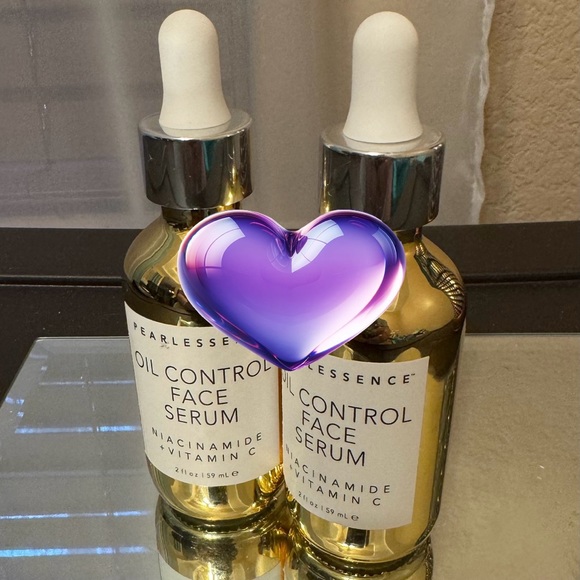 Pearlessence Oil Control Face Serum helps with blemishes & controls oil - Picture 2 of 5